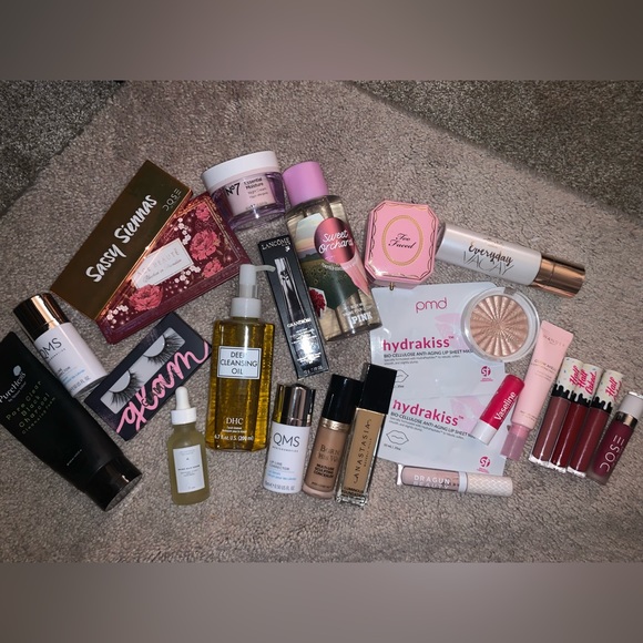 Sephora Other - Full sized makeup, skincare, and haircare products bundle